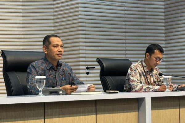 KPK Tahan Dirut PT PPM Tersangka Korupsi APD Covid