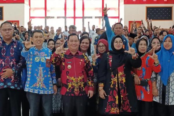 Halikinnor dan Irawati kembali menegaskan komitmen mereka untuk melunasi Tunjangan Penghasilan Pegawai (TPP) bagi ASN dan pegawai di Kotawaringin Timur. 