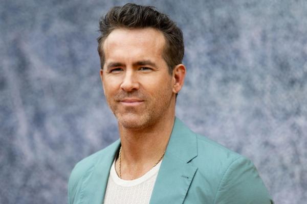 Tetangga Bilang tak Lucu, Ini Tanggapan Ryan Reynolds untuk Martha Stewart