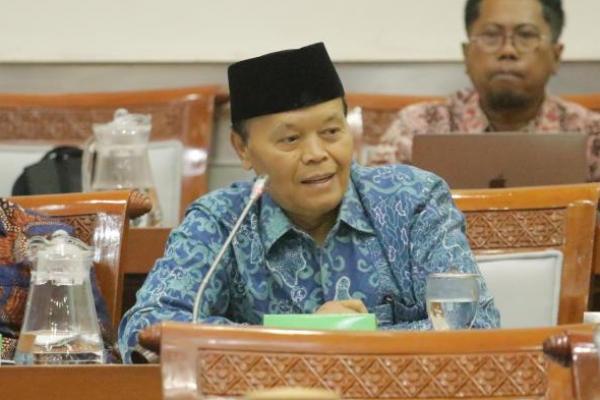 Hidayat Nur Wahid Dukung Presiden Terbitkan Inpres Baru Untuk Capai Target Nol Persen Kemiskinan Ekstrem