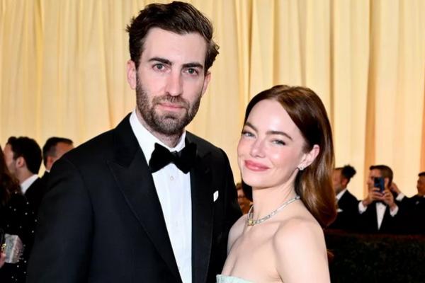 Sukses Berkarier di Hollywood, Emma Stone Tetap Prioritaskan Keluarga 