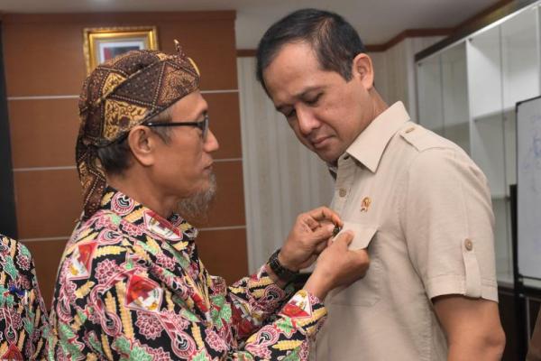 Menteri Iftitah Ajak Keluarga Besar Transmigran Sukseskan Program Kementrans