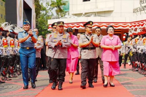 Purna Tugas, Kapolri Sebut Komjen Pol Agus Andrianto Sosok yang Tegas