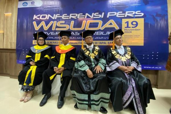 Wisuda 2.006 Lulusan, UT Berkomitmen Perluas Akses Pendidikan