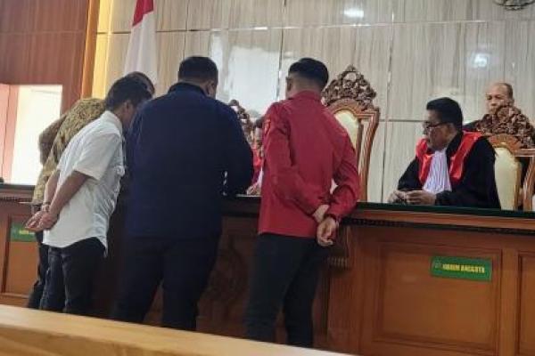 Hakim Diminta Gerak Cepat dalam Permohonan PK Alex Denni