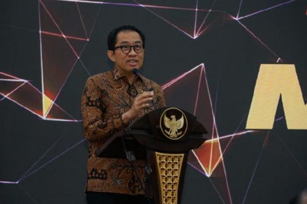 Wamenperin Dorong Insentif untuk Industri yang Gandeng IKM