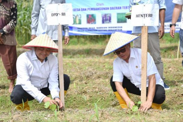 Mendes Yandri Ajak Kades Manfaatkan Dana Desa untuk Desa Berketahanan Pangan