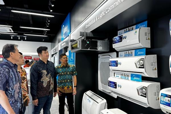 Midea Buka Shop In Shop Pertama di Lampung