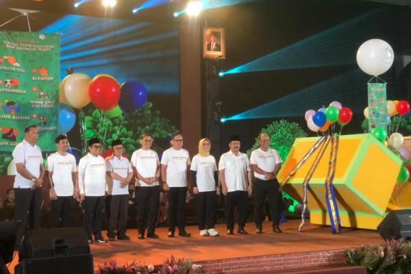 Mendikdasmen Luncurkan Gerakan 7 Kebiasaan Anak Indonesia Hebat