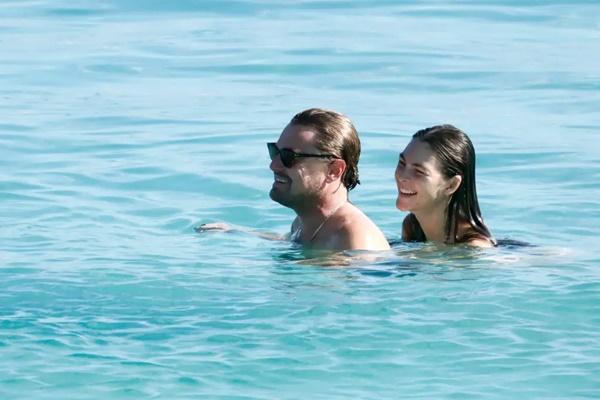 Bukan Hubungan Sesaat, Leonardo DiCaprio dan Vittoria Ceretti Semakin Lengket!