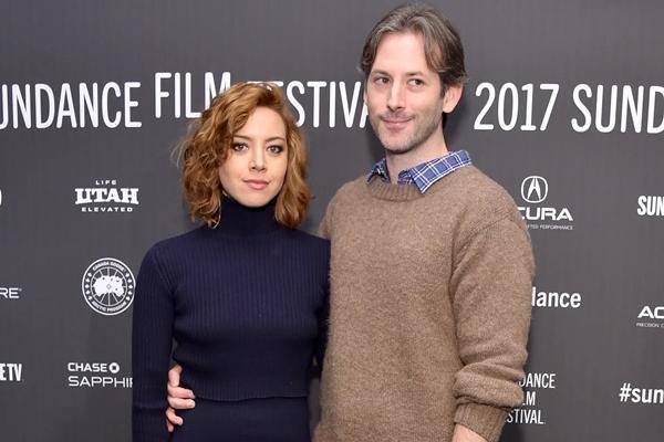 Diam-diam Menikah, Aubrey Plaza Bangga dengan Suaminya Sutradara Jeff Baena