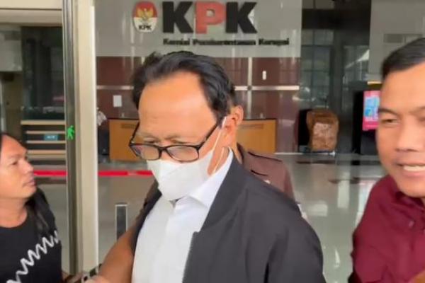 KPK Periksa Hakim MK Ridwan Mansyur