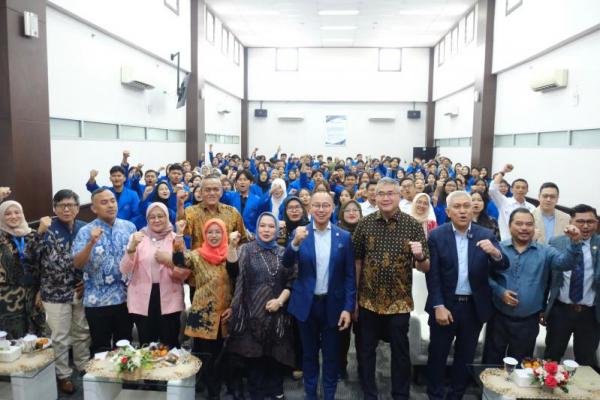 Mulai Agenda Roadshow ke Kampus, Eddy Soeparno Kampanyekan Urgensi Transisi Energi