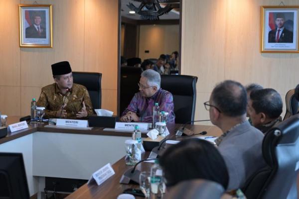 Kementrans Gandeng Kemendiktisaintek Kembangkan Ekosistem Kawasan Ekonomi Transmigrasi