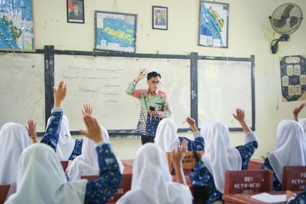 Puji Redistribusi Guru ASN, MNPK: Pemerataan bagi Sekolah Swasta