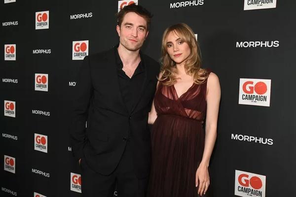 Senang Jadi Ayah, Robert Pattinson Bicara soal Bau Bayinya yang Beda