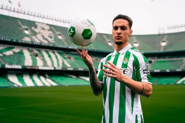 Girang Boyong Antony, Betis Optimistis Tatap La Liga