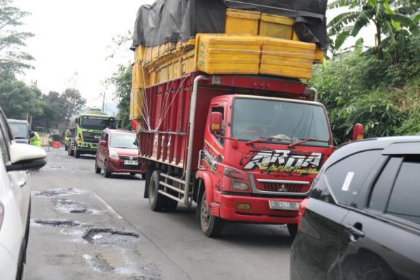 Menteri PU Instruksikan Evaluasi Seluruh Ruas Jalan Nasional