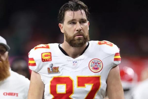 Travis Kelce Pacar Taylor Swift Kecewa Chiefs Gagal Menang di Super Bowl 2025