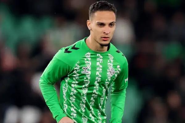 Agen Beberkan Masa Depan Antony di Real Betis