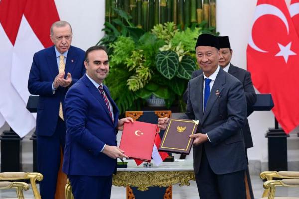 Indonesia dan Turki menjalin kerja sama industri dengan ditandatanganinya pembentukan Komite Bersama tentang Kerja Sama Industri, yang dituangkan dalam Memorandum Saling Pengertian (MSP).