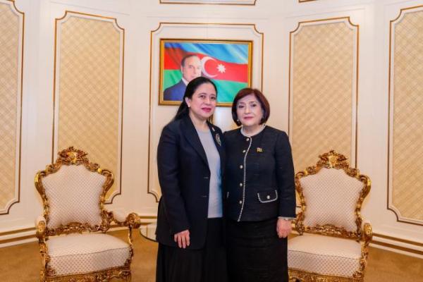 Sebuah kehormatan dan kebahagiaan bagi saya dapat bertemu kembali dengan Yang Mulia Ibu Sahiba Gafarova, Ketua Milli Majlis, Republik Azerbaijan.