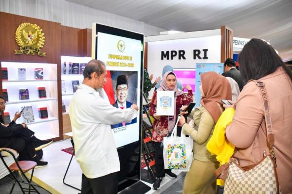 Pameran Kampung Hukum 2025 Resmi Ditutup, MPR RI: Sukses, Meriah, dan Penuh Kolaborasi!