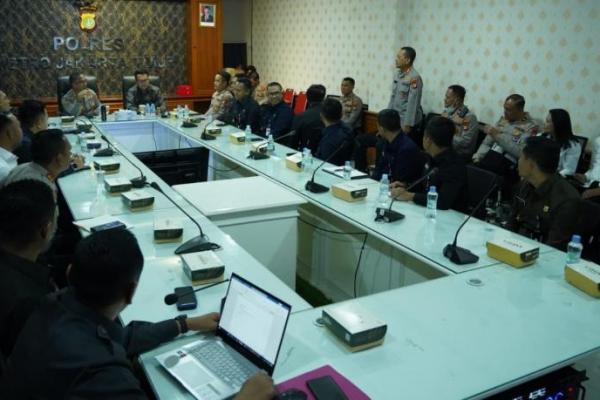 Pengembangan Kepemimpinan, Sespimmen Polri 2025 Turun ke Polres Jaktim