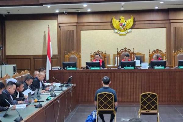 Didakwa Rugikan Negara, Tom Lembong Langsung Ajukan Eksepsi