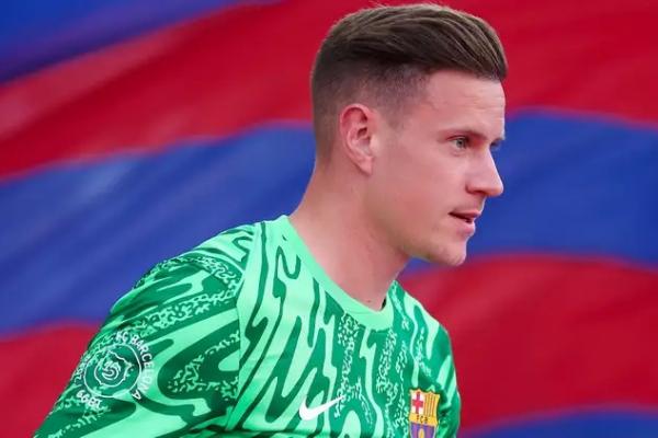 Ter Stegen Bantah Mantan Istrinya Selingkuh dengan Pelatih Pribadi