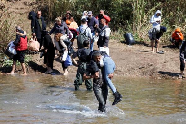 Warga Suriah Melarikan Diri dari Pembunuhan Sektarian ke Lebanon