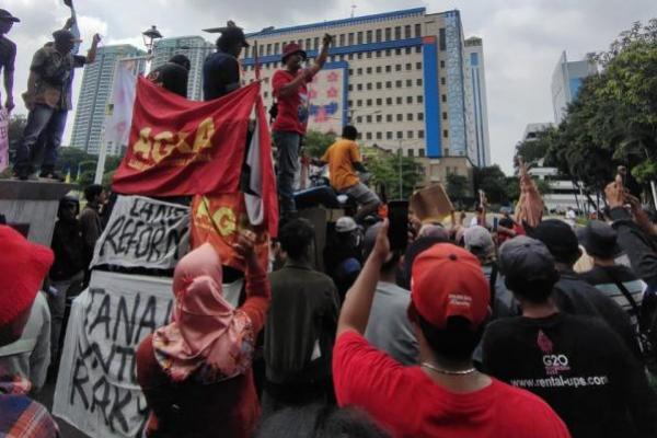 Warga Kampung Kebon Sayur Tolak Penggusuran