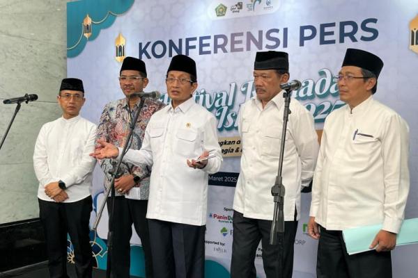 Zakat RI Rp41 Triliun per Tahun, Menag: Bisa Selesaikan Kemiskinan Ekstrem