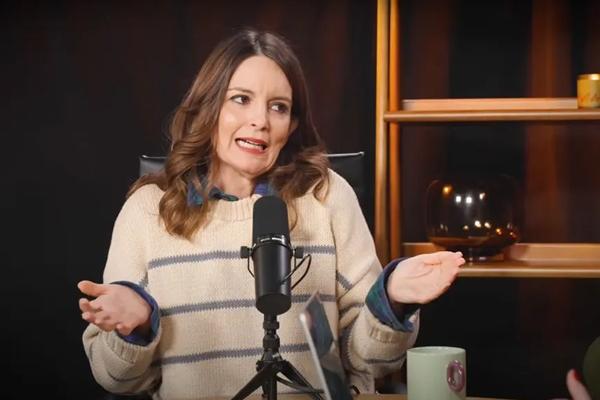 Tina Fey Sinis dengan Selebriti Beraset Rp3,2 Triliun Tapi Masih Berbisnis Sampingan
 