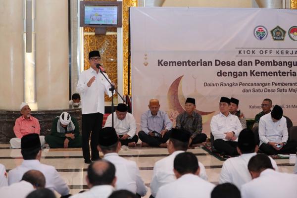 Mendes Yandri dan Menag Luncurkan Satu Desa Satu Majelis Taklim